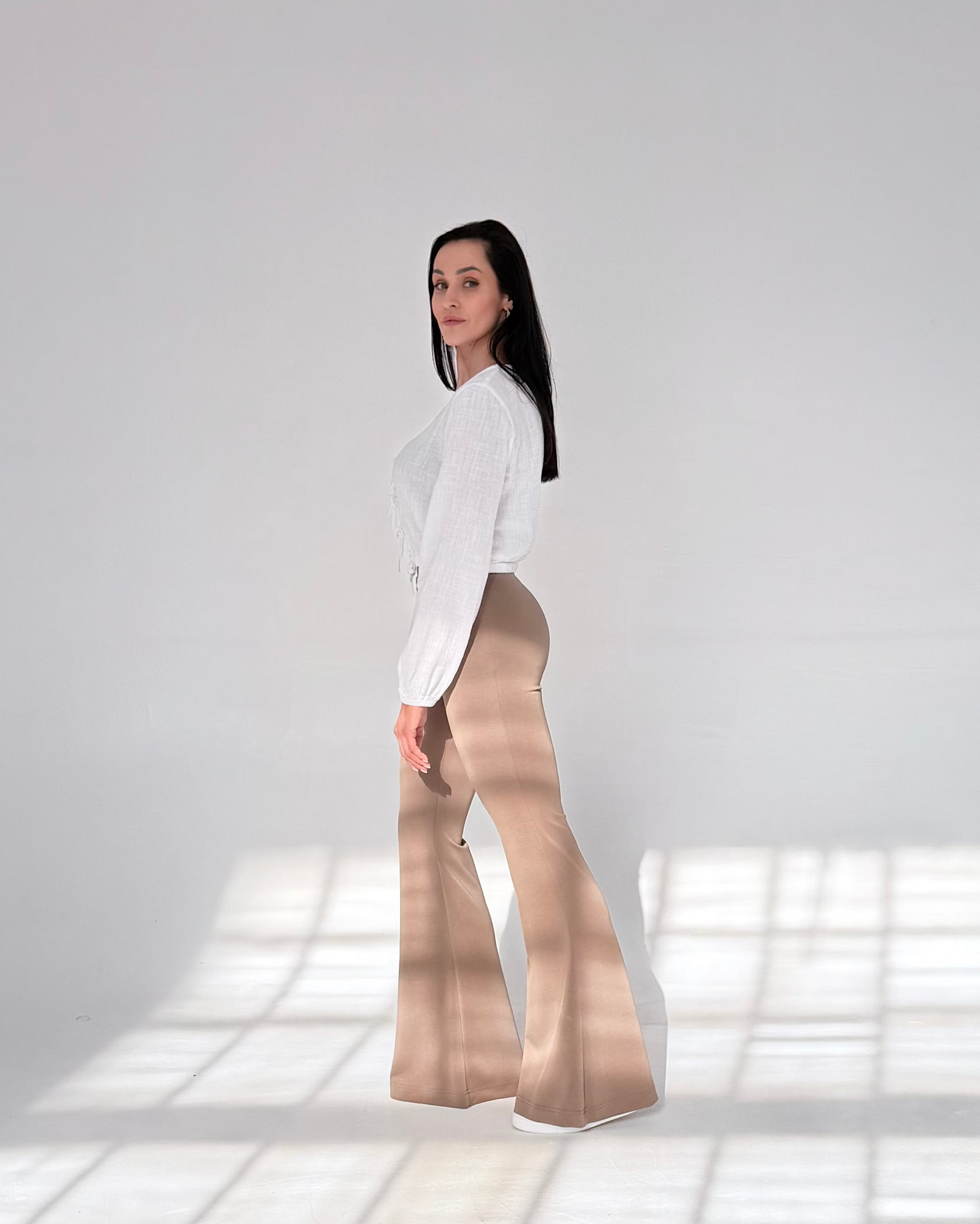 Spodnie dla wysokich kobiet Ultra Flare -Taupe